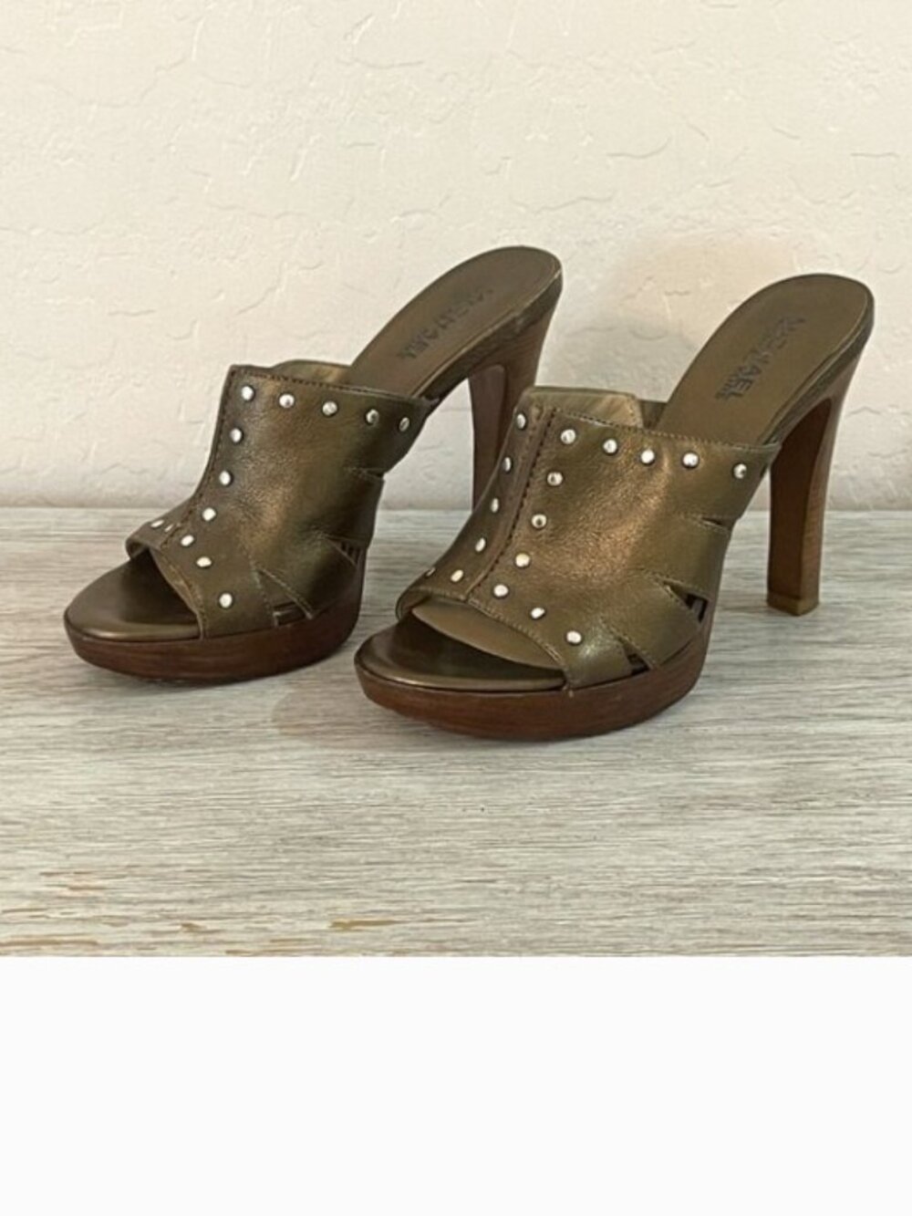 Michael Kors Platform Heels Sandals Bronze Leather Silver Stud Slides 6